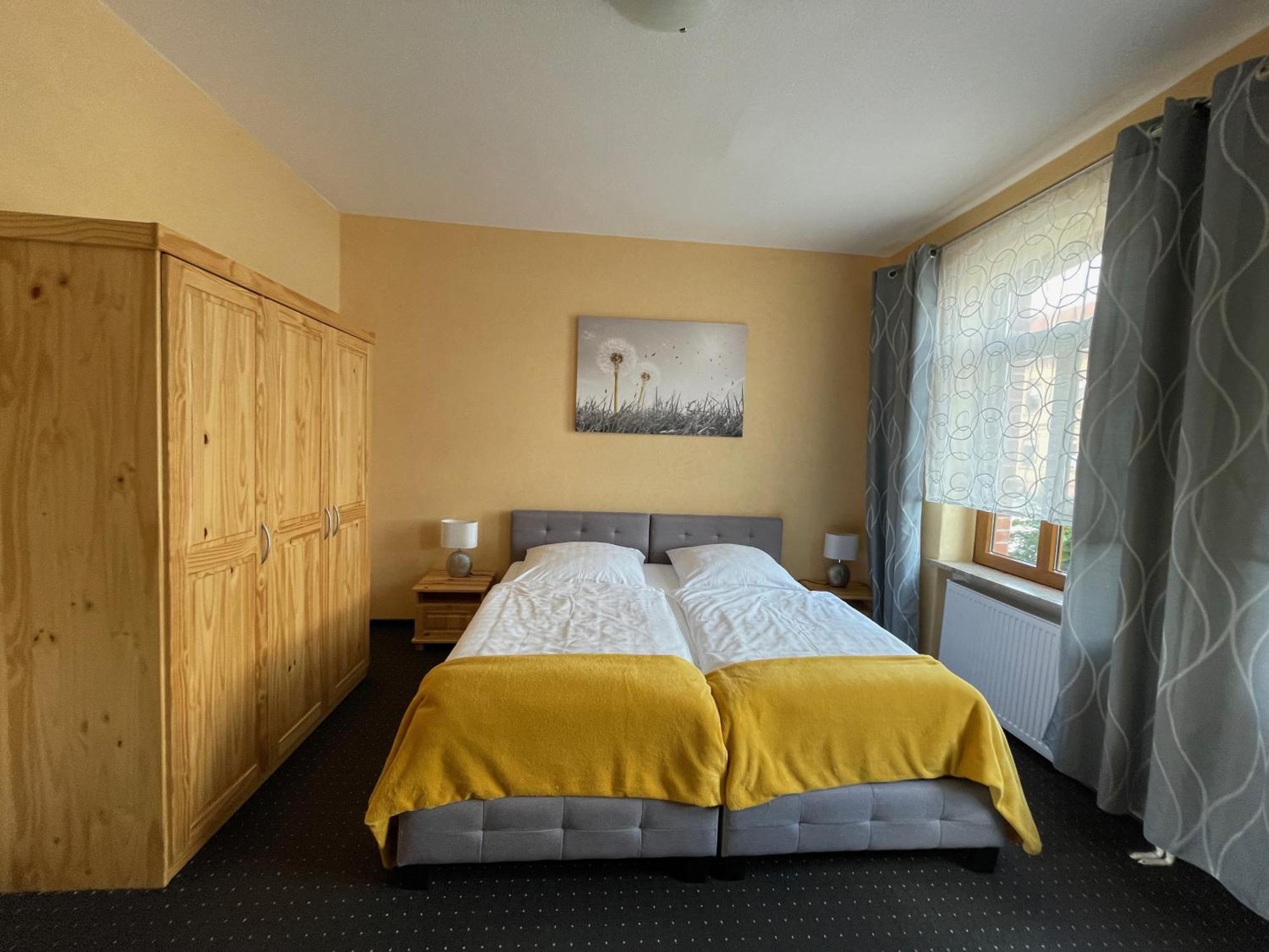 Nietleben Apartment *